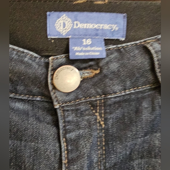 Democracy Ab Solution Jeans Size 16 | Dark Wash Skinny Mid-Rise Stretch Denim - Picture 4 of 4